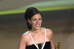 Джулия Робертс получила два «Оскара»: в 2001 году за лучшую женскую роль (в фильме «Эрин Брокович») и в 2014 году за лучшую женскую роль второго плана (в фильме «Август») 