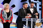 Актер Оскар Айзек получает Гран-при за фильм «Внутри Льюина Дэвиса» братьев Коэнов. Сами братья Коэны на церемонию не приехали.