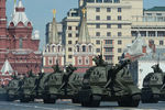 Самоходные артиллерийские установки МСТА-С на военном параде на Красной площади, посвященном 69-й годовщине Победы в Великой Отечественной войне