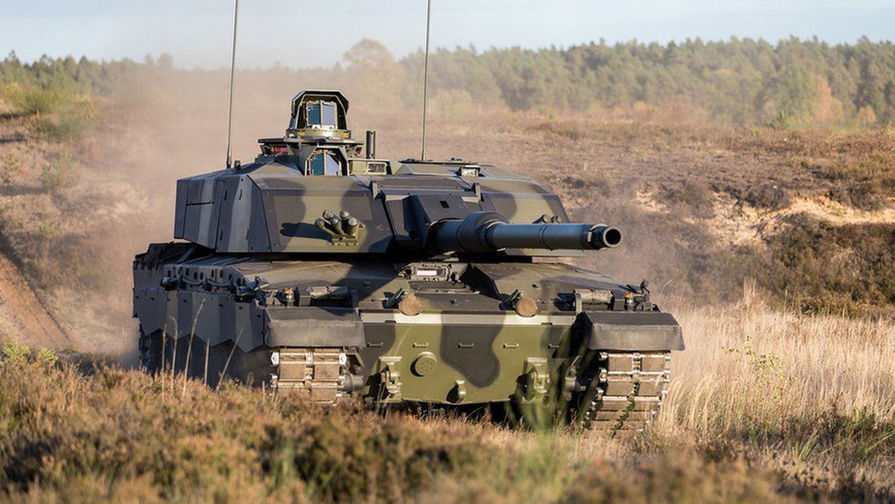 Офицер ЛНР назвал поставку Британией танков Киеву каплей в море