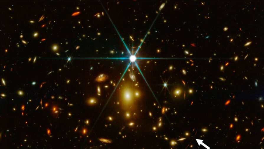 Телескоп James Webb впервые получил снимки двух древних галактик