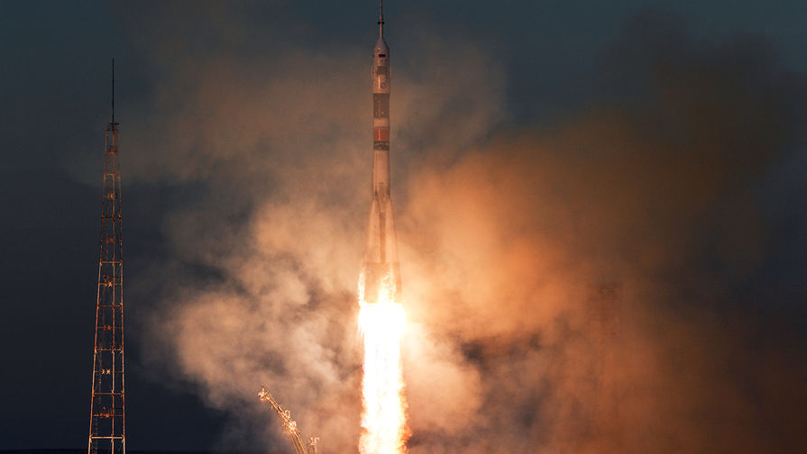Старт ракеты-носителя «Союз-ФГ» с пилотируемым кораблем «Союз МС-11» со стартового стола первой «Гагаринской» стартовой площадки космодрома «Байконур», 3 декабря 2018 года