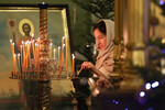 Во время праздничного богослужения по случаю Рождества Христова в Покровском кафедральном соборе во Владивостоке