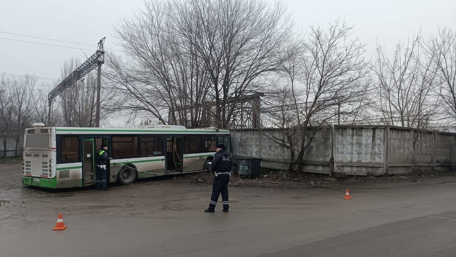 В Ростовской области в результате аварии с участием автобуса пострадали 13 человек
