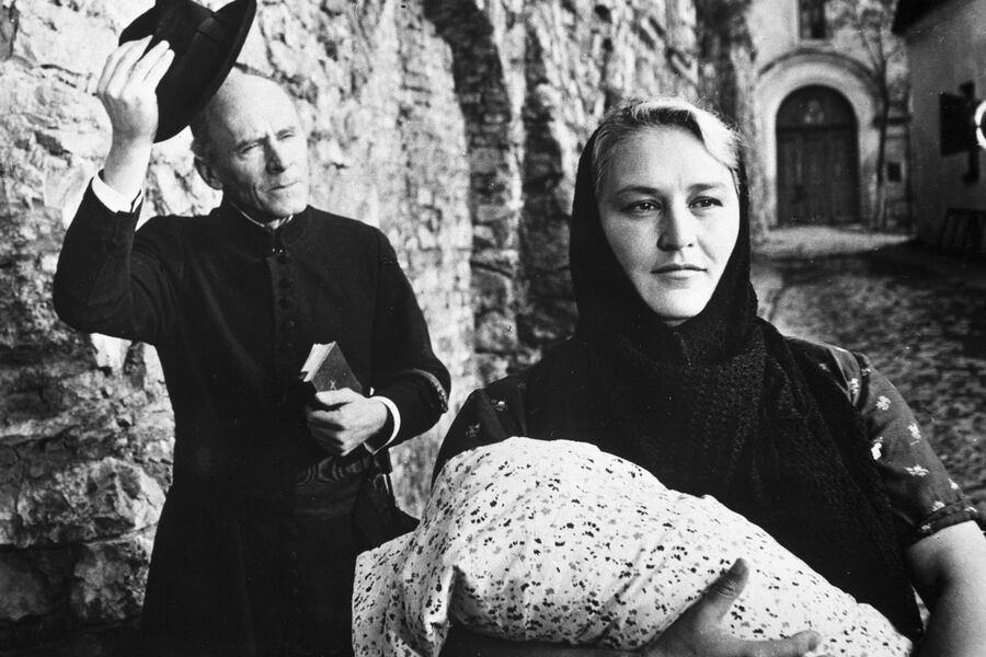 Актриса Нонна Мордюкова в роли Клавдии Вавиловой в фильме «Комиссар», 24 сентября 1967 года