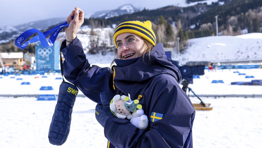 Король Швеции пошутил над падением лыжницы на Олимпиаде