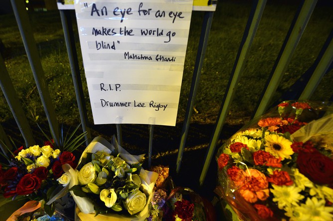 Правительство Великобритании признало, что убийцы британского солдата Ли Ригби, который был зарезан на прошлой неделе в Лондоне, имели сообщников