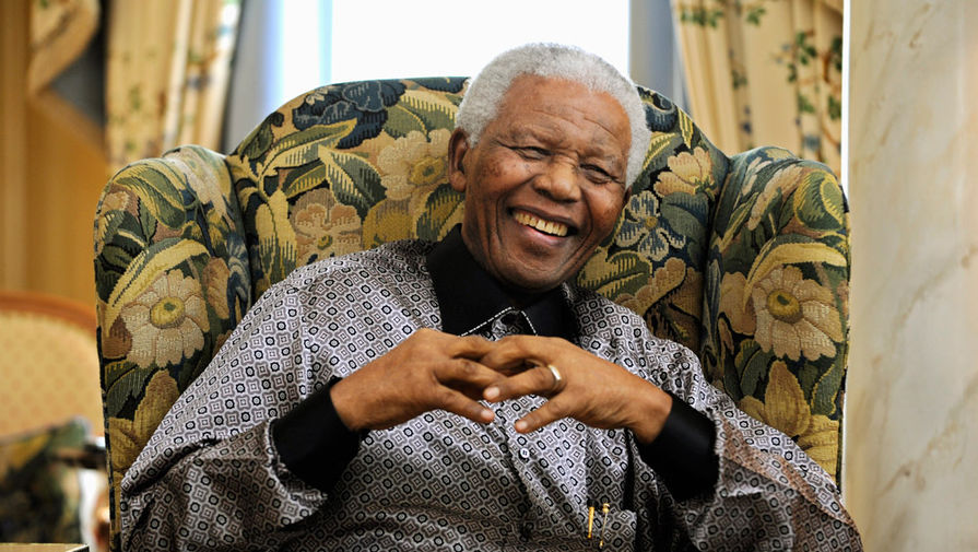 Нельсон Мандела (18 июля 1918&nbsp;- 5 декабря 2013)