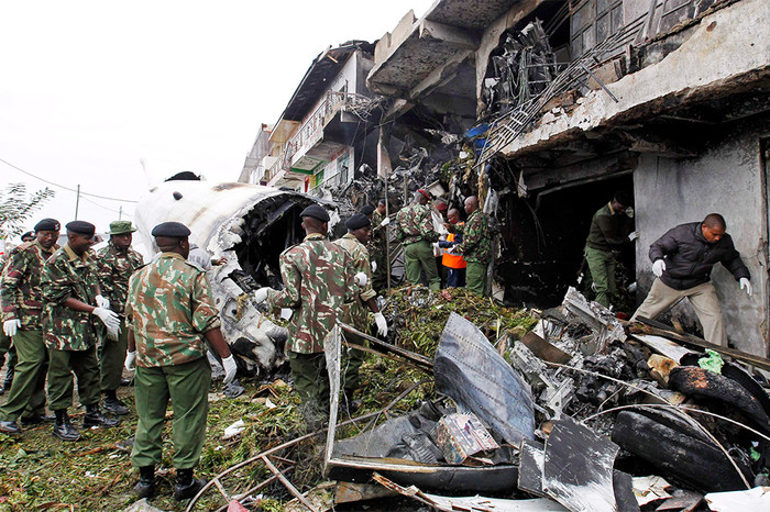 Поисково-спасательные работы на&nbsp;месте крушения самолета Fokker 50&nbsp;в&nbsp;Кении