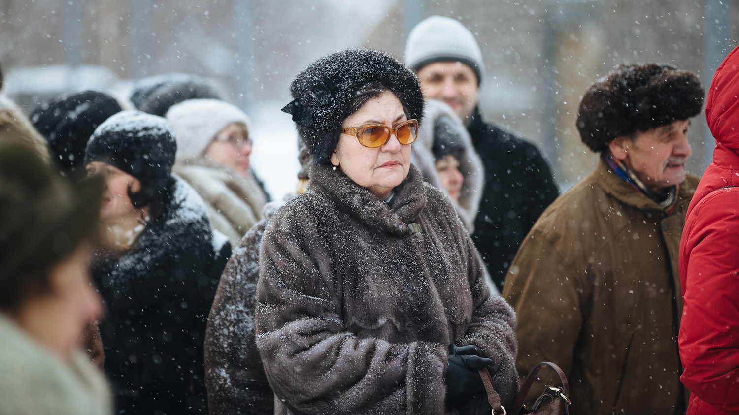 Очередь на выставку работ Валентина Серова