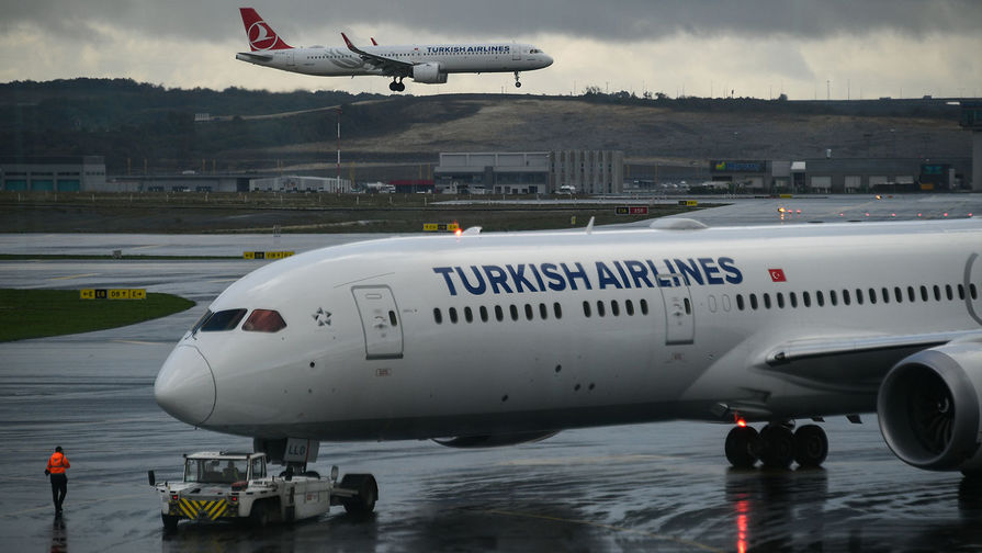 Над Украиной прямо сейчас летит пассажирский Boeing Turkish Airlines
