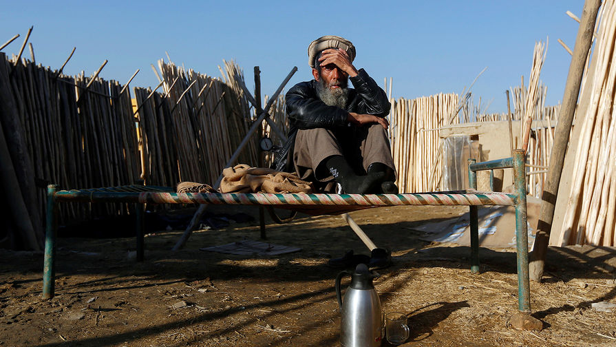 Продавец стройматериалов в афганском Кабуле, январь 2017 года