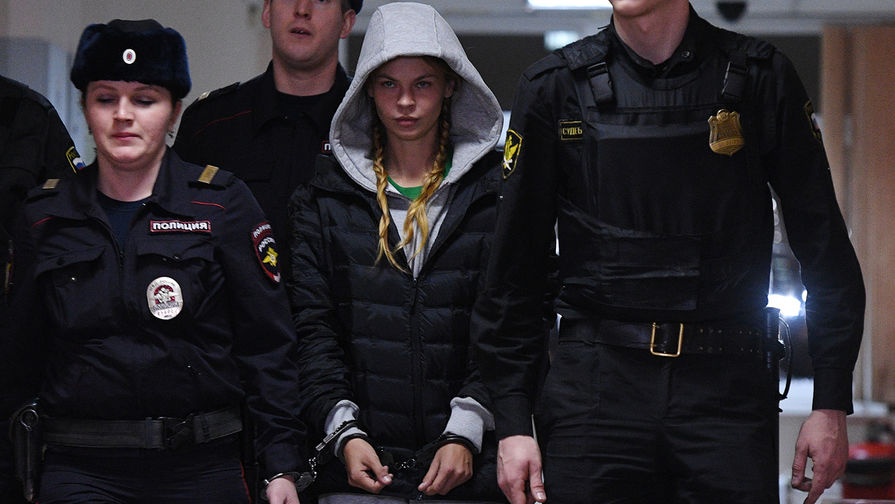 Анастасия Вашукевич (Настя Рыбка) на заседании Нагатинского суда, 19 января 2019 года