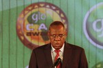 Президент Конфедерации африканского футбола Исса Хаяту объявляет имя лучшего футболиста континента