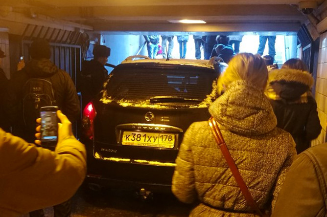 Ситуация в подземном переходе у станции метро «Московская» в Санкт-Петербурге, 21 февраля 2018 года
