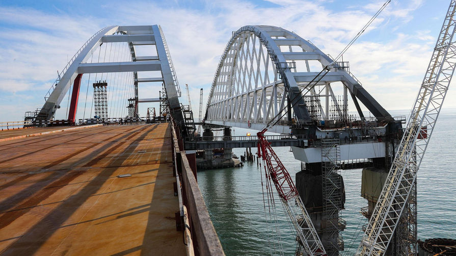 Строительство Крымского моста через Керченский пролив, декабрь 2017 года