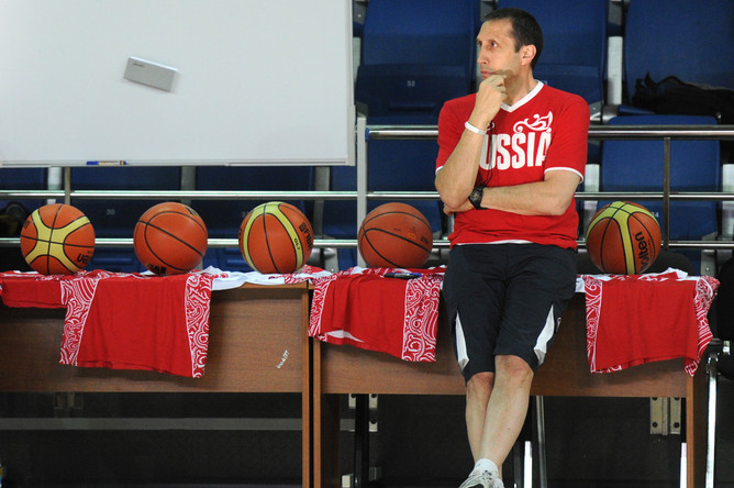 Баскетбол россия тренер. Дэвид Блатт тренер по баскетболу.