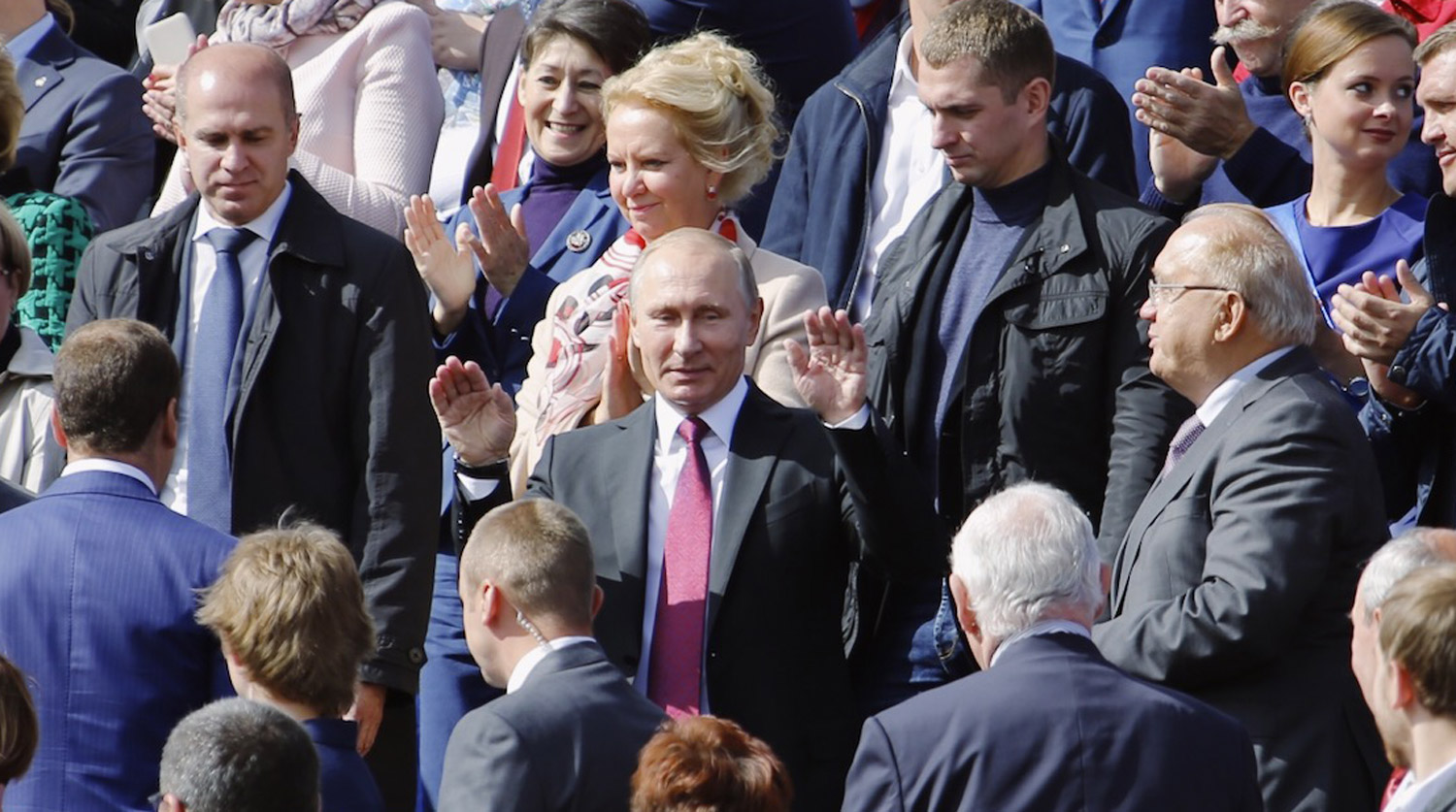 Президент РФ Владимир Путин на торжественной церемонии открытия Дня города на Красной площади в Москве