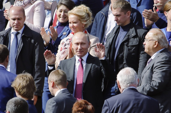Президент РФ Владимир Путин на торжественной церемонии открытия Дня города на Красной площади в Москве