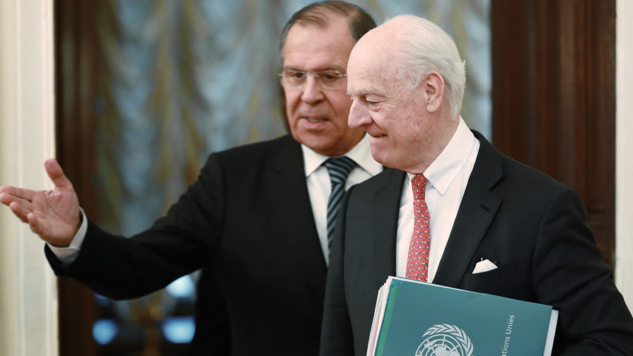 Министр иностранных дел России Сергей Лавров (слева) и специальный представитель Генерального секретаря ООН по Сирии Стаффан де Мистура, 2018 год