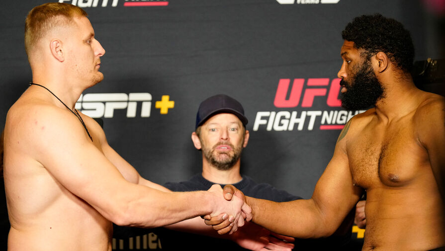 Российский тяжеловес Павлович поднялся на второе место в рейтинге UFC
