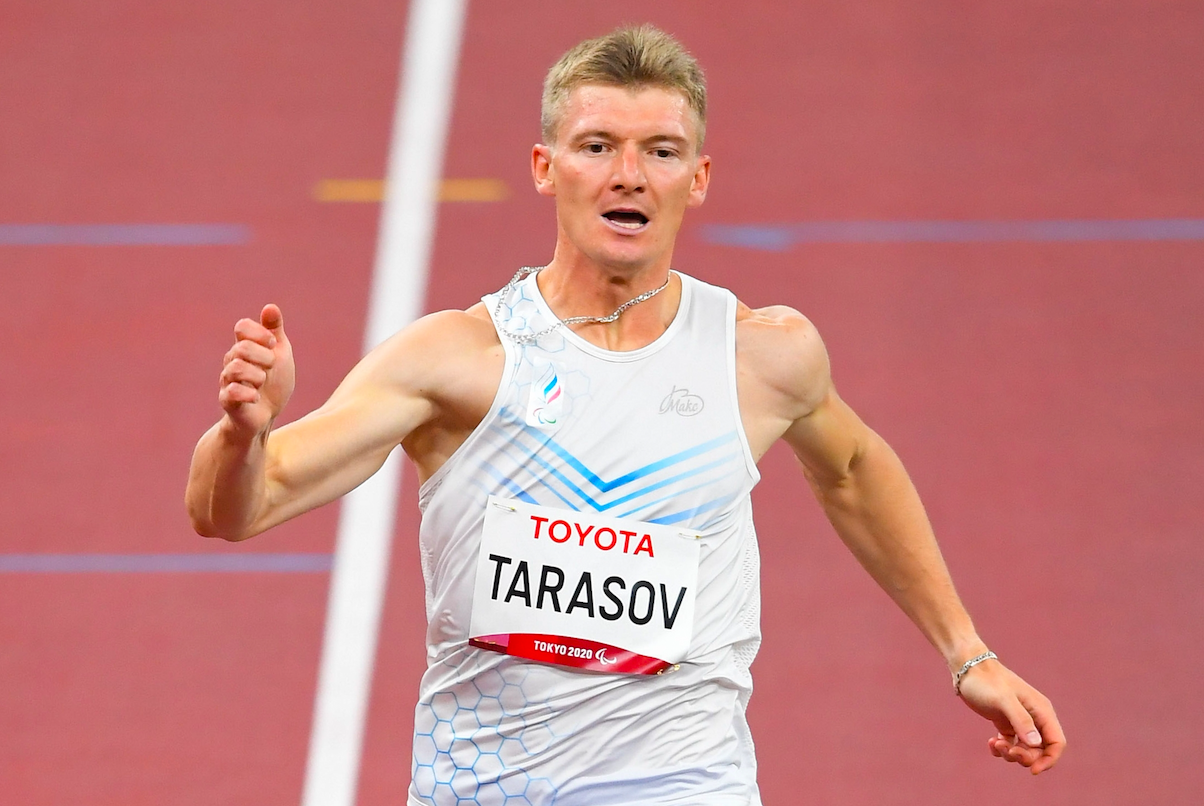 Российский легкоатлет Роман Тарасов