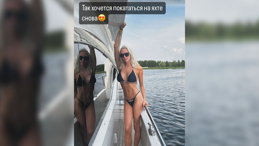 Российская гимнастка показала фигуру в мини-бикини