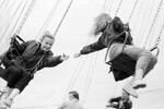 Катание на карусели в Центральном парке культуры и отдыха имени М. Горького, 1986 год
