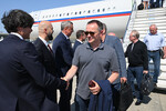 Прилет российской делегации на переговоры в Турцию. В центре: помощник президента РФ Владимир Мединский, 23 июля 2025 года