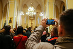На рождественской мессе в римско-католическом костеле непорочного зачатия Пресвятой Девы Марии в Москве