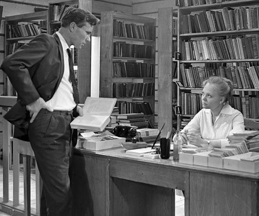 Василий Шукшин и Наталья Белохвостикова на съемках фильма «У озера», 1971 год