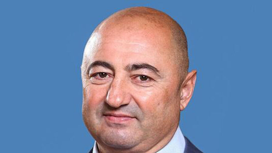 Сенатор Вайнберг подал заявление о досрочном прекращении полномочий