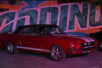 Ford Mustang на выставке ретро-автомобилей American Car Show в Санкт-Петербурге
