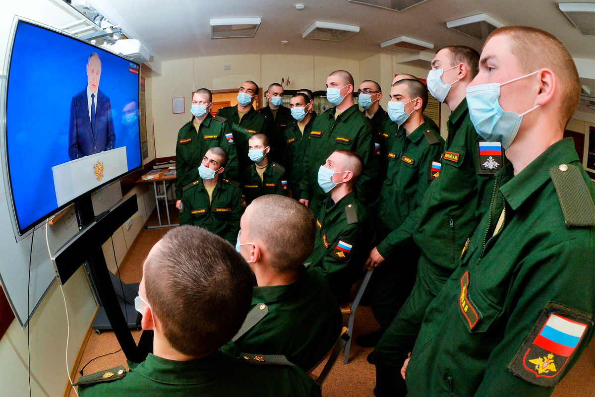 Военным по 15 тысяч за что. Смотреть фото Военным по 15 тысяч за что. Смотреть картинку Военным по 15 тысяч за что. Картинка про Военным по 15 тысяч за что. Фото Военным по 15 тысяч за что