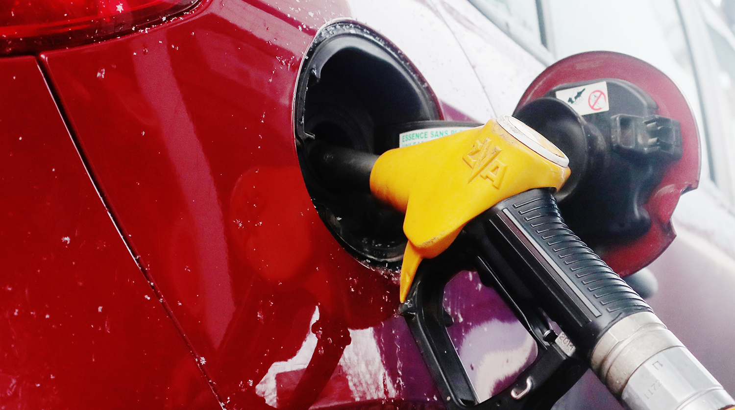 Правительство прояснило ситуацию с ценами на бензин