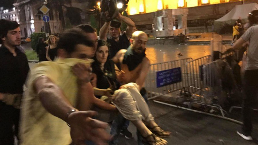 Во время беспорядков в Тбилиси, 20 июня 2019 года