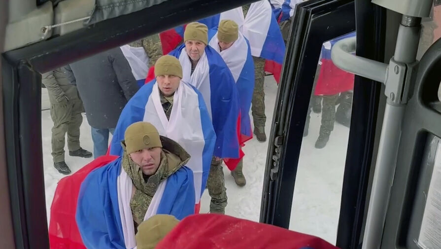 Минобороны показало возвращенных из украинского плена российских бойцов