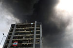 Черный дым от пожара в порту Бейрута, 10 сентября 2020 года