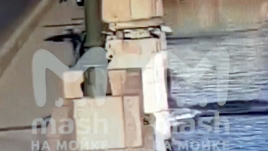 Тело 19-летнего матроса крейсера Аврора извлекли из воды под Сампсониевским мостом