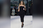 Эмили Ратаковски на показе коллекции Versace осень-зима 2023/2024