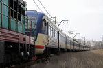 Первый пассажирский электропоезд, следующий в Луганск со станции Ясиноватая в Донецкой народной республике
