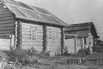 Свердловская область. Дом в селе Герасимовка, в котором родился и жил Павлик Морозов, 1950 год