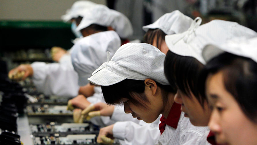 Apple и Google начали выводить производство смартфонов из Китая
