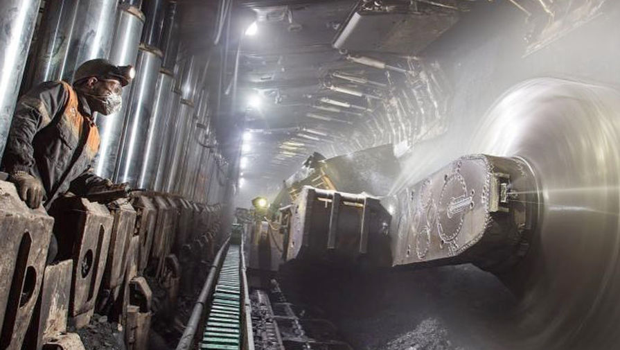 Названа вероятная причина взрыва угля и газа на шахте Осинниковская в Кузбассе