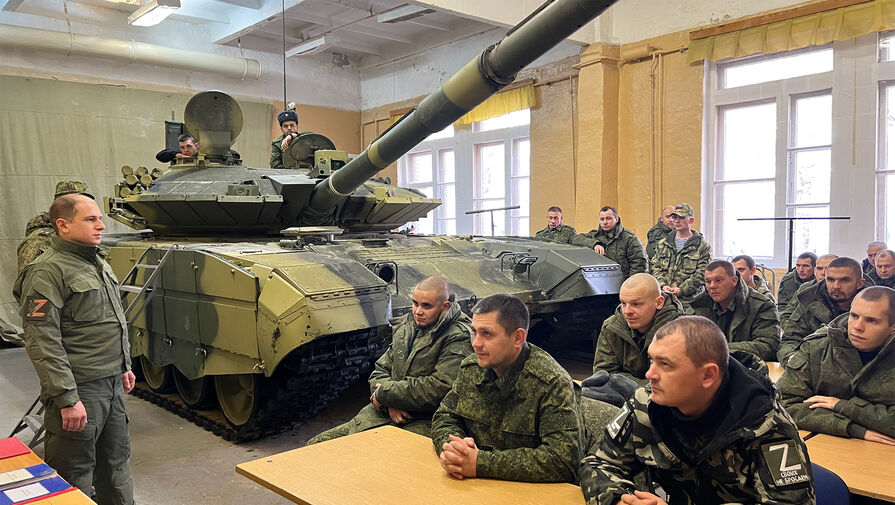 Депутат Романов оценил уровень боевой подготовки мобилизованных петербуржцев