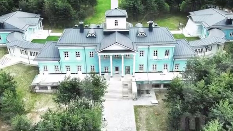 Особняк экс-замглавы Минобороны Иванова за 2 млрд рублей могут снести