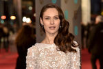 Ольга Куриленко блистала на церемонии BAFTA в белоснежном наряде от Ralph & Russo