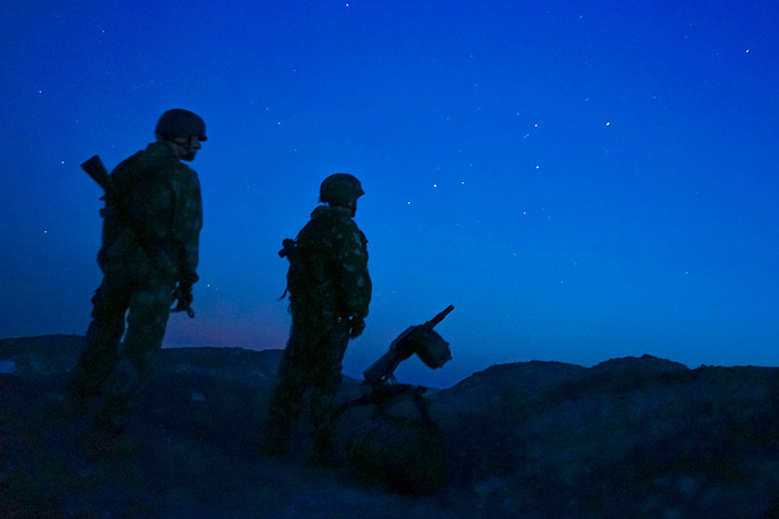 Ополченцы ДНР на боевой позиции в окрестностях Донецка