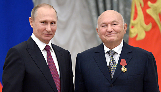 С бывшим мэром Москвы Юрием Лужковым