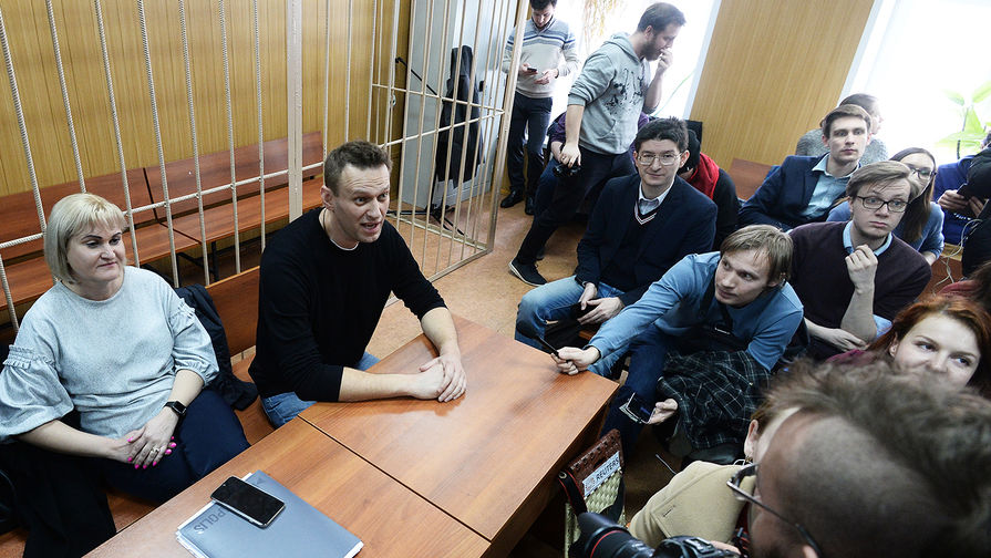 Алексей Навальный (включен в список террористов и экстремистов) в&nbsp;Тверском районном суде города Москвы
